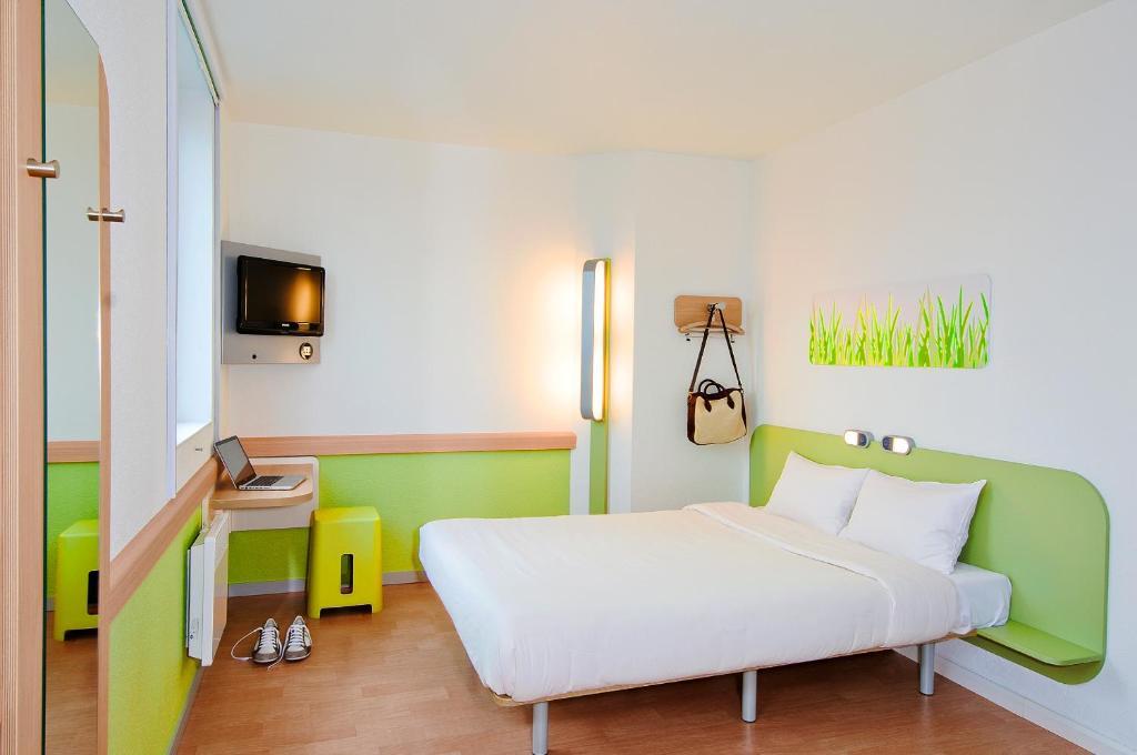 Ibis Budget Valenciennes Petite Forêt Pokoj fotografie